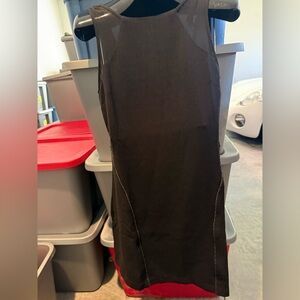 Sleek Black Sleeveless Dress with Contrast Stitching p11